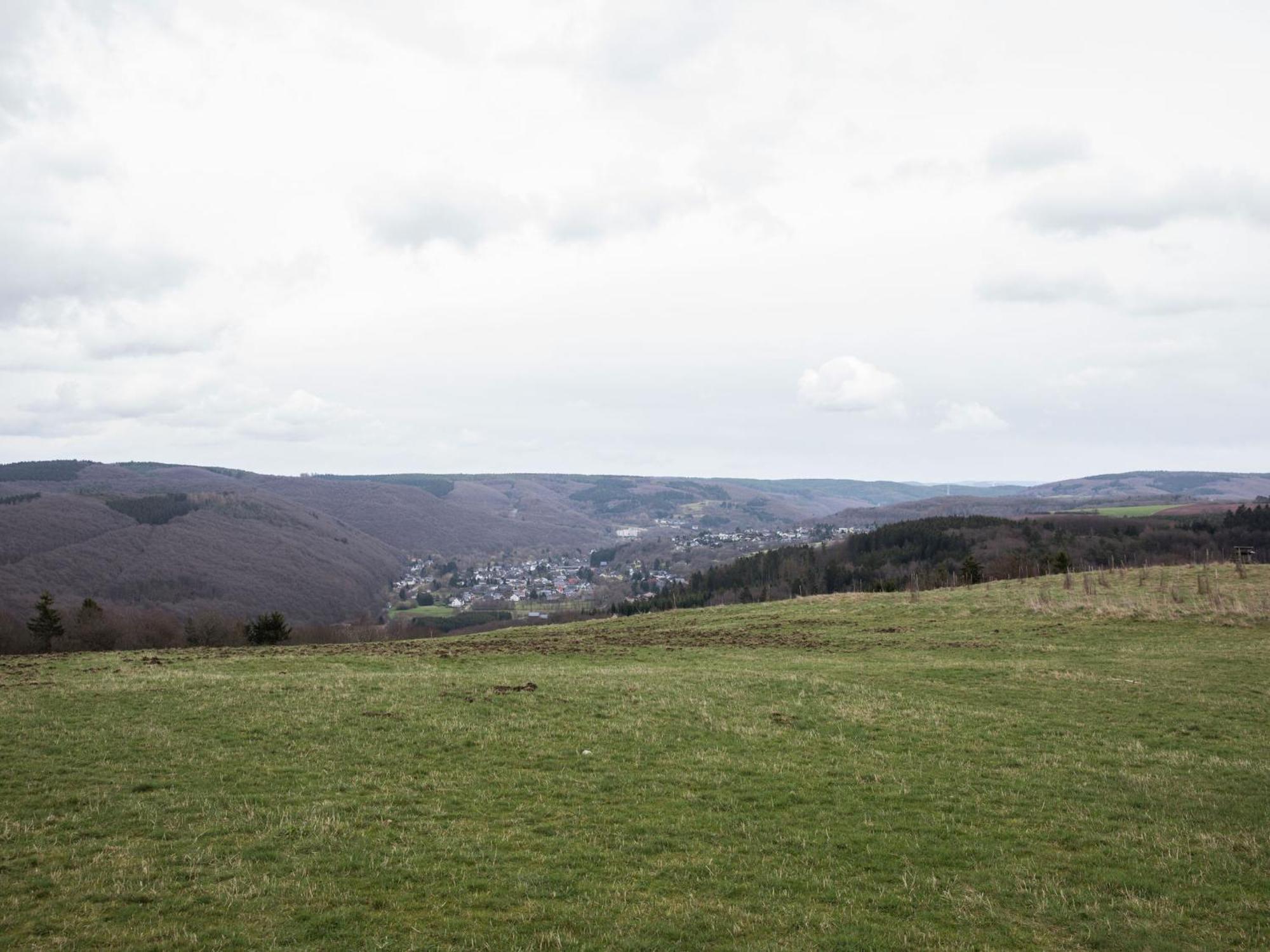 Apartment With Garden Near Monschau シュライデン エクステリア 写真